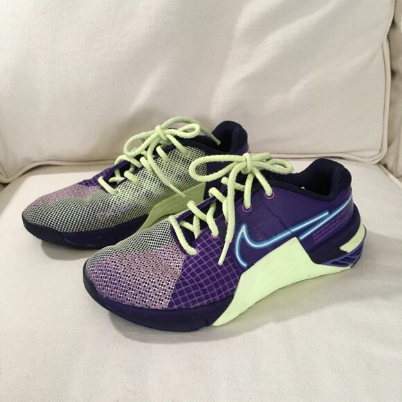 Nike Metcon Women's Running Sneaker - Picture 1 of 12
